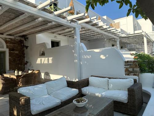 Artemis Hotel – Antiparos, UT