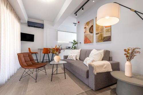 Phaedrus Living: Luxury Penthouse Potamianou, Ateny