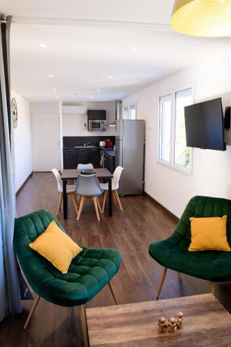 Le Forez Appartement 4 pers ou Studio 2 pers in Montrond-les-Bains