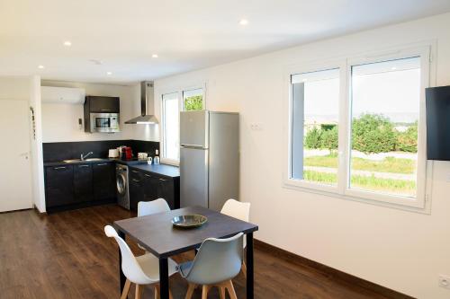 Le Forez Appartement 4 pers ou Studio 2 pers in Montrond-les-Bains