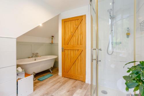 Urquhart Bay B&B - image 7