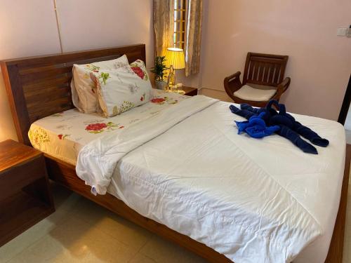 Double Room image 2