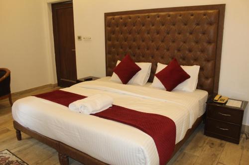 Khanna Residency