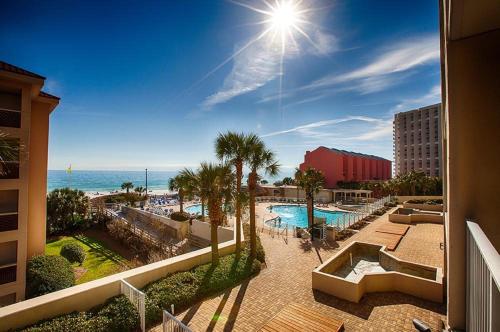 Hot tub, Tides at Topsl by Panhandle Getaways in Destin (FL)