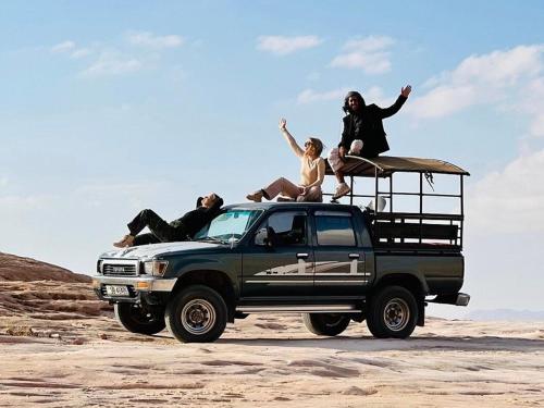 Wadi Rum Cave Camping - image 3