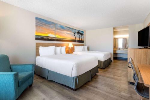 Days Inn by Wyndham Titusville Kennedy Space Center in Titusville, USA