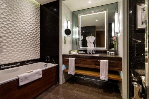 Hilton Istanbul Bomonti, Stambuł (zdjęcie 6)