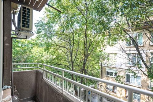 Spacious 1BD Flat in Lozenets - Modern & Central by Flat Mаnager, Sofia (Foto 6)