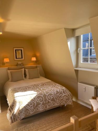 Le 25, Duplex élégant au cœur du piétonnier historique, Namur (zdjęcie 7)
