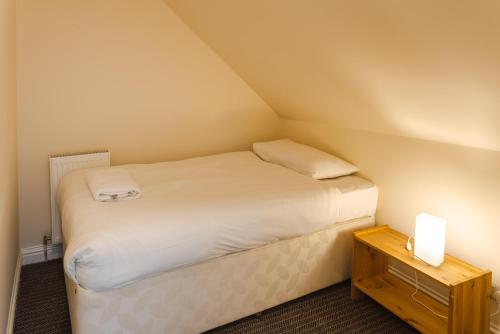 2 twin beds