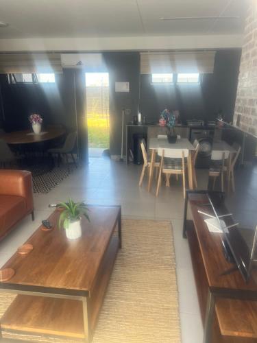 Lakhe Lethu Apartment: Green Valley Estate in Nelspruit