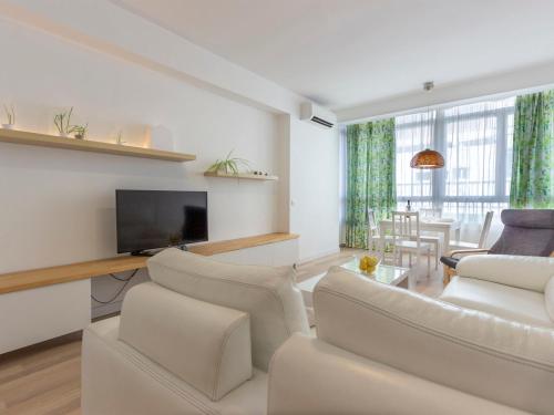 Apartment Chamartin-Ciudad Ramos Carrion by Interhome - Madrid