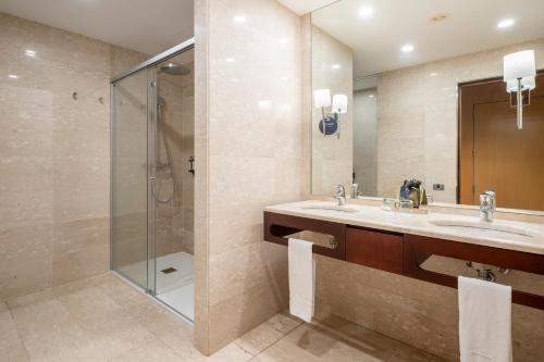 Superior Double or Twin Room with Sea View