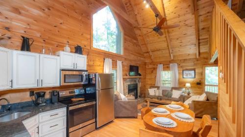 Joyful Haven in Sevierville, USA