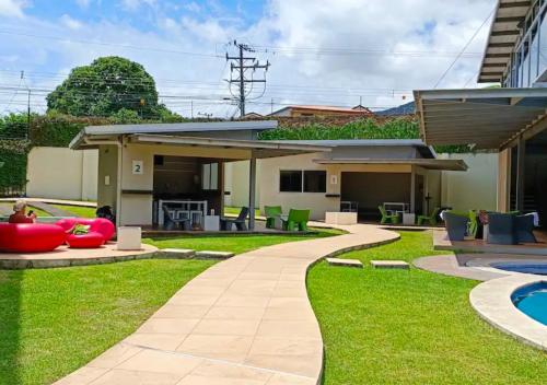 Swimming pool, Apartamento Acogedor en un entorno Natural in Santa Ana