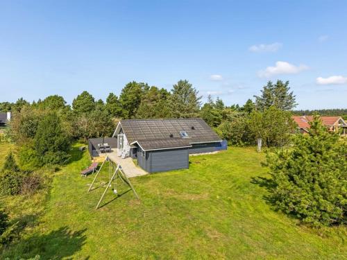 Holiday Home Sanelma - 900m from the sea in Western Jutland by Interhome