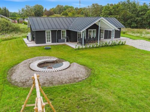  Holiday Home Bryngeir - 750m from the sea in Djursland and Mols by Interhome, Pension in Brøndstrup