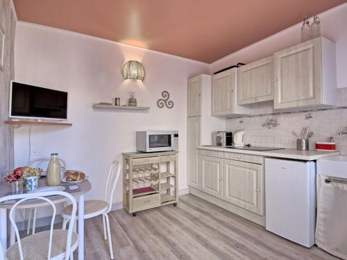 Apartment Jacky by Interhome - Location saisonnière - Le Pouliguen