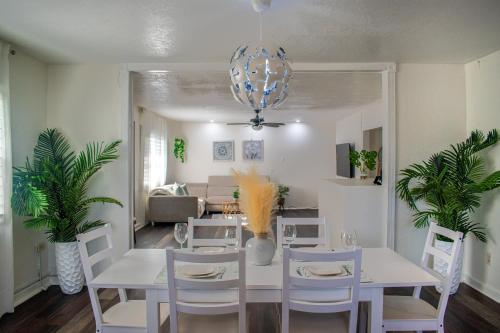 Affordable 3br Getaway10 Min To Beach Pool21 Affordable 3br Getaway10 Min To Beach Pool21
