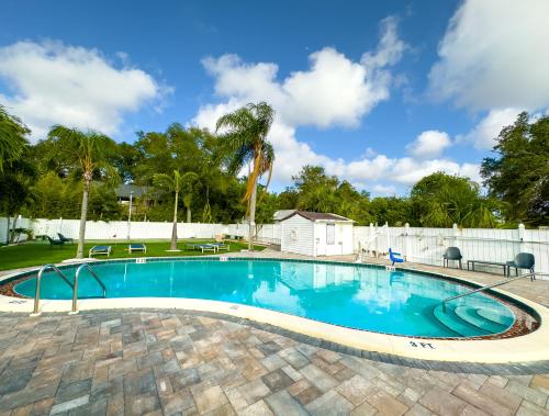 Affordable 3br Getaway10 Min To Beach Pool21 Affordable 3br Getaway10 Min To Beach Pool21