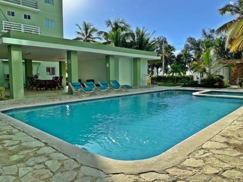 Charming Ocean View Apt Pool