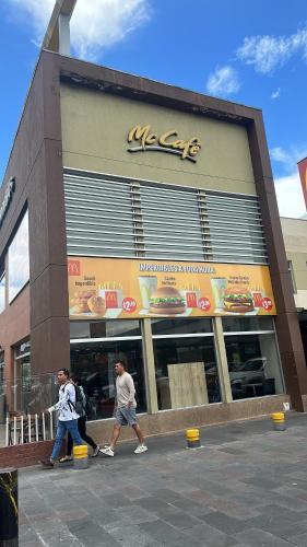 Apartamento entero con piscina in Portoviejo