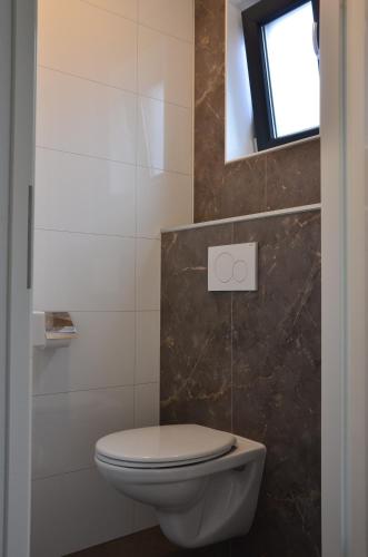 6 persoons bungalow met omheining van de tuin vlakbij Walibi 6 persoons bungalow met omheining van de tuin vlakbij Walibi