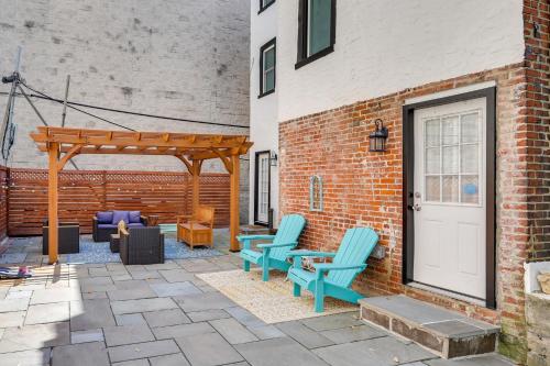 Chic Philadelphia Townhome in University City!