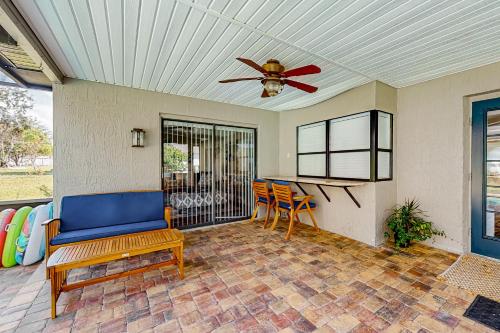 Solar Retreat in Spring Hill, USA