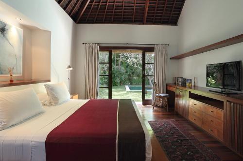 Deluxe Three-Bedroom Pool Villa with Free Return Airport Transfer image 8