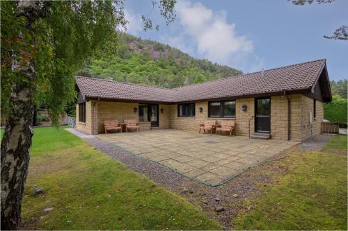 Ballater Bungalow - 4 bed - Beautiful Garden