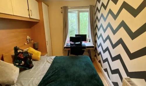 Room To Rent
