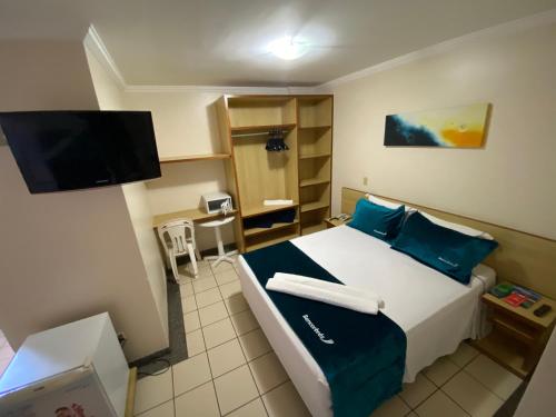 Standard Quadruple Room image 2