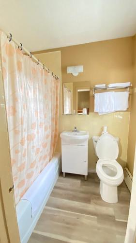 2 double beds