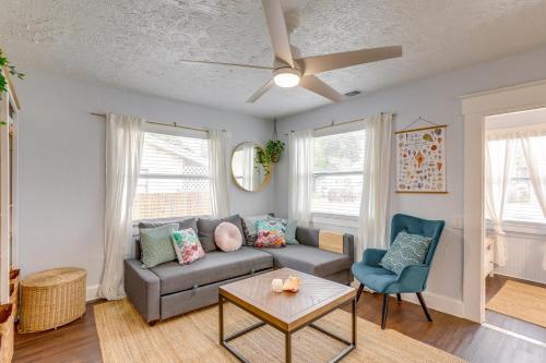 Gas Grill at Pet-Friendly St Petersburg Retreat! in St Petersburg, USA