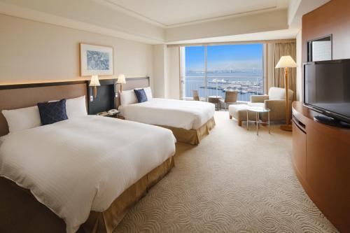 Luxury Ocean Twin Room with Bay View - Non-Smoking