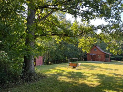 Athens and Albany's Hillside Haven