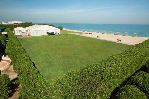 Photo - Hilton Kuwait Resort