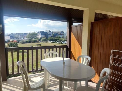 Charmant apt famille avec balcon au Port du Crouesty, parking inclus