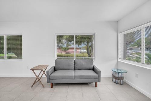 3BDR House in Prime Location - Hollywood 10 Minutes From The beach! in Hollywood, USA