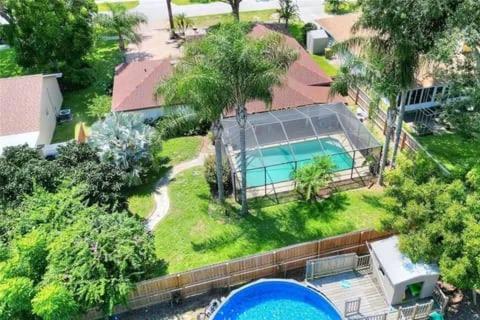 Swimming pool, Florida Oasis in Auburndale (FL)