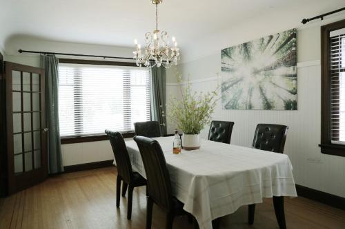 Vancouver Villa