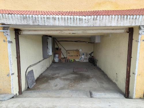 1BHK AC Service Apartment 301 - SUS - image 4
