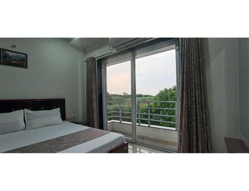 Hotel Hill View, Vadatalav, Gujarat