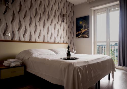 Hotel Frejus – Collegno, NY