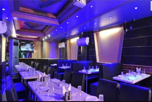 Restaurant, Hotel Delhi Heart near Chandni Chowk