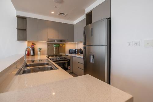 Spacious 3BDR with Maid Room ICreek Harbour - image 6