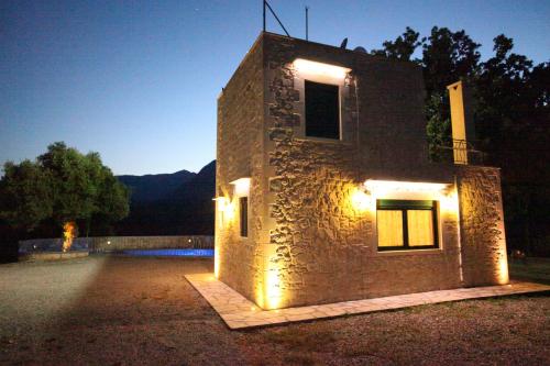 Villa Athina in Argyroupoli