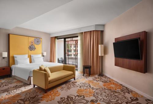 room detail thumbnail 1