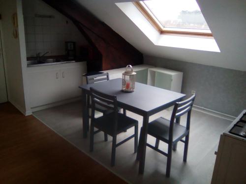 Konyha, Appartement FX 3 in Saint-Die-des-Vosges